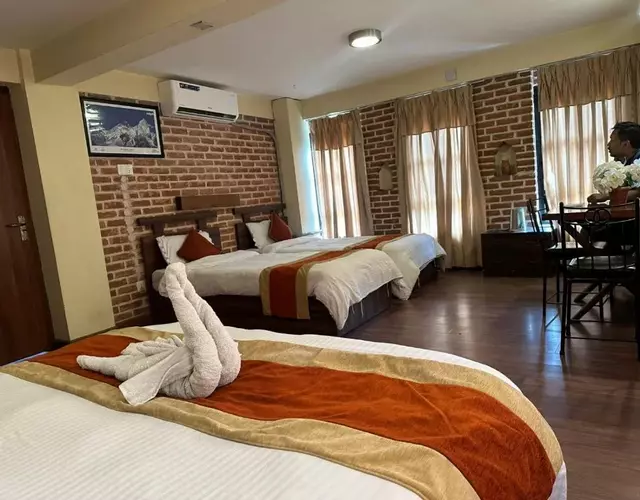 HOTEL LAYAKU DURBAR