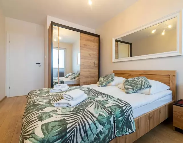 Apartament z dwoma sypialniami i z miejscem postojowym