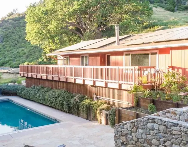 Serene Vineyard Chateau with Pool, Hot Tub, BBQ