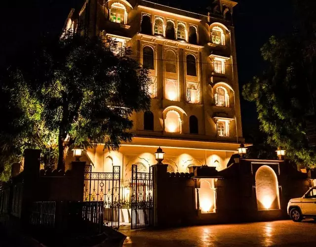 Hotel Chandra Raj Mahal