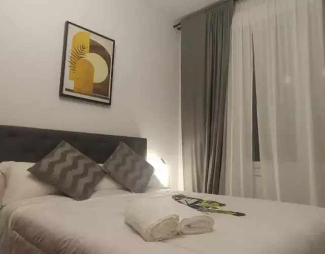 HABITACION PLAZA ZABALBURU