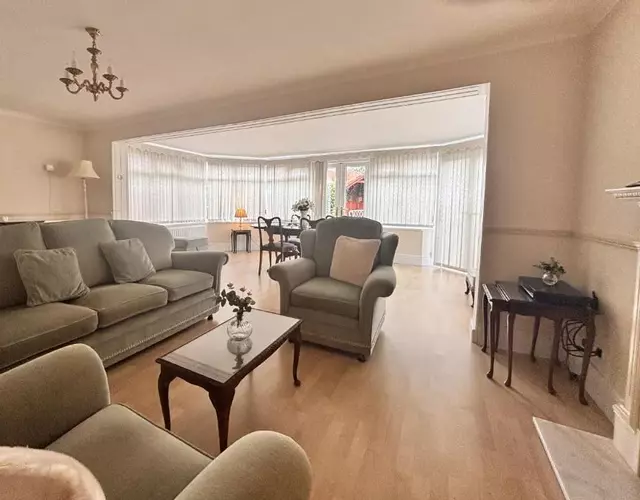 Spacious Home for Workers & Families - Quiet area