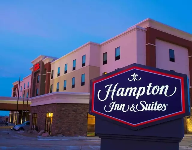Hampton Inn & Suites Bismarck Northwest