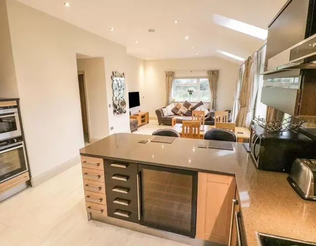 Shreyas Cottage