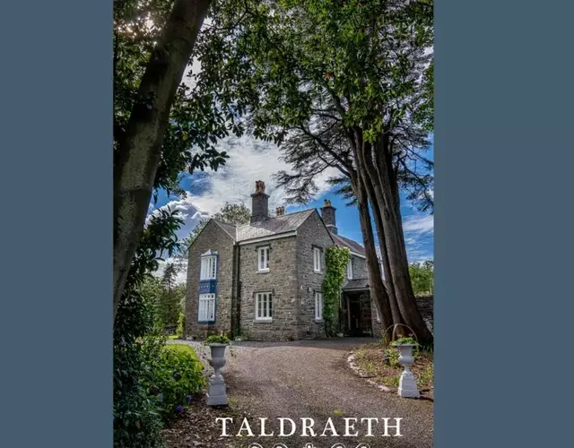 Taldraeth - Old Vicarage Guest House