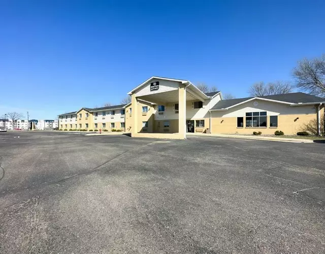Blaine Town Inn & Suites