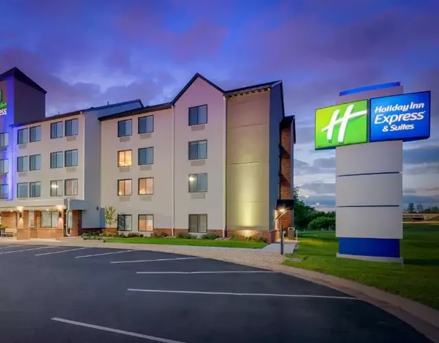 Holiday Inn Express Hotel & Suites Coon Rapids - Blaine Area by IHG