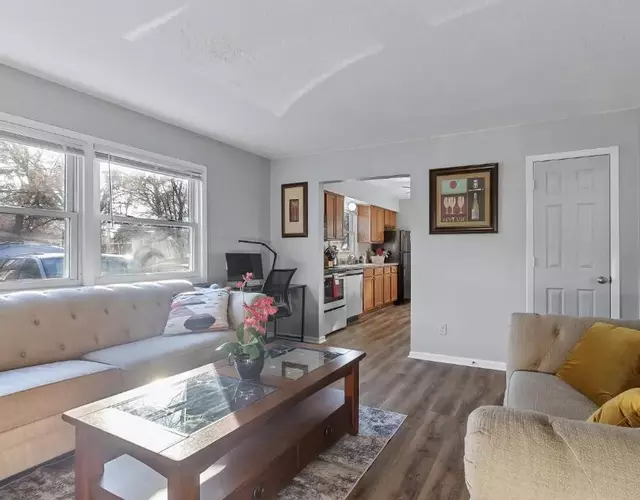 Tranquil 2BR Apartment Mpls - 8073 Apt 2