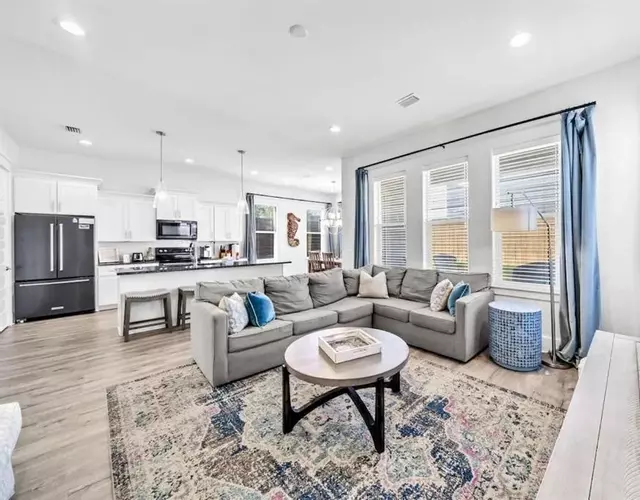 Emerald Escape in Miramar Beach! Golf Cart, 4BR, 4BA, Sleeps 14, Pool, Beach