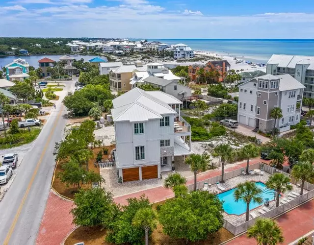 Salt & Light - 5 BR, Sleeps 18, Gulf & Lake Views, Game Room & Bikes