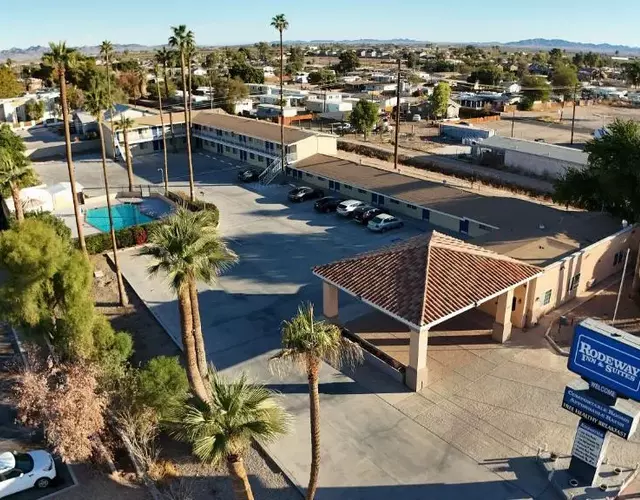 Rodeway Inn & Suites Blythe I-10