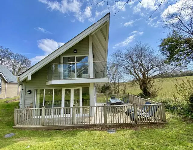 Trewhiddle Retreat V17 by Together Travel - Luxury 4-Bedroom Villa