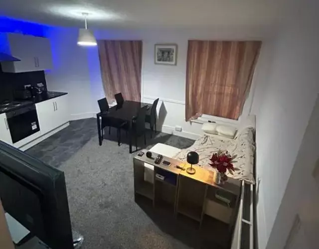 2 Bedroom Apartments