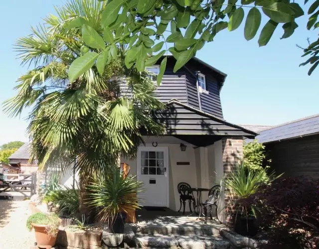 Hunston Mill Self Catering Dog Stay For Free