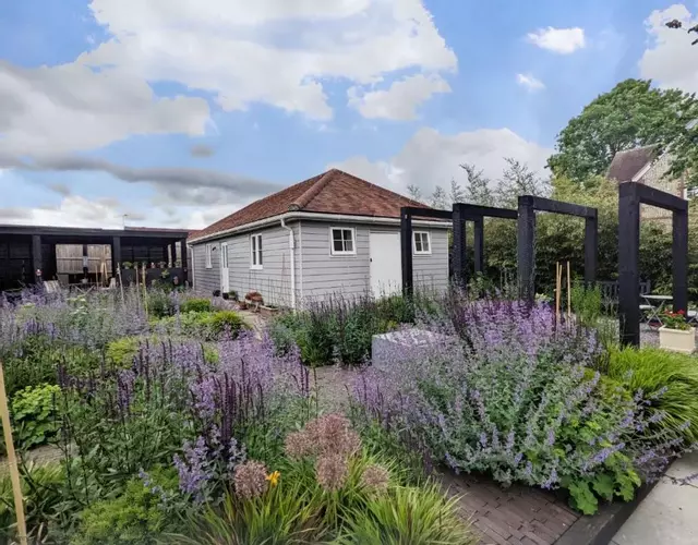 Little Maplewood, Tangmere