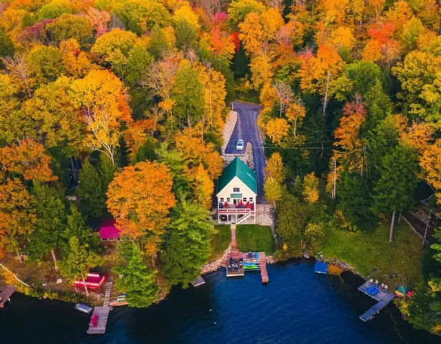 Lakefront Lookout- 14 S