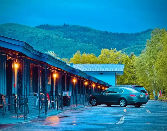 Travelodge by Wyndham Lake George NY