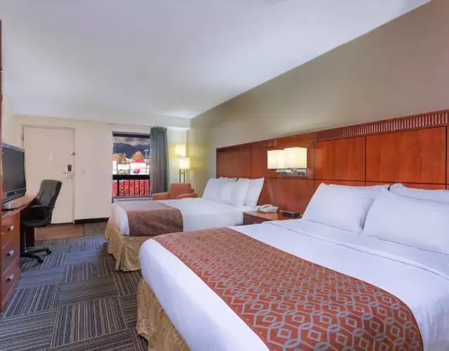 Nations Inn - West Jefferson