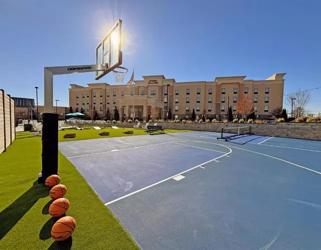 Hampton Inn and Suites Robbinsville