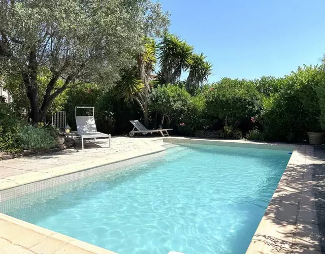 Villa spacieuse avec piscine privative à Bormes-les-Mimosas - FR-1-251-867