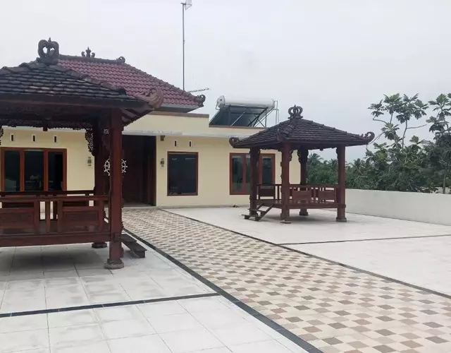 GB 2 Backpacker Borobudur