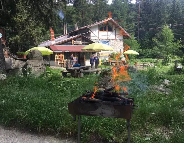 Хижа Ловна в Рила