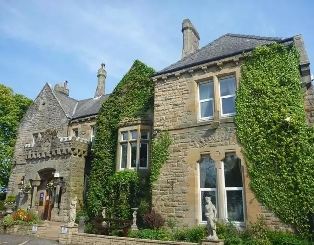 Hunday Manor Country House Hotel