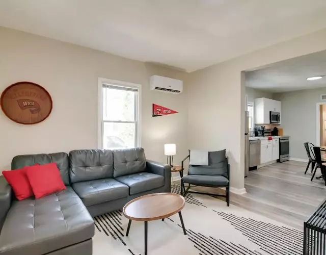 Hilltopper Convenience Modern Duplex Near WKU