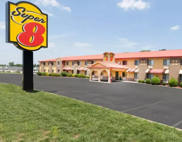 Super 8 South by Wyndham