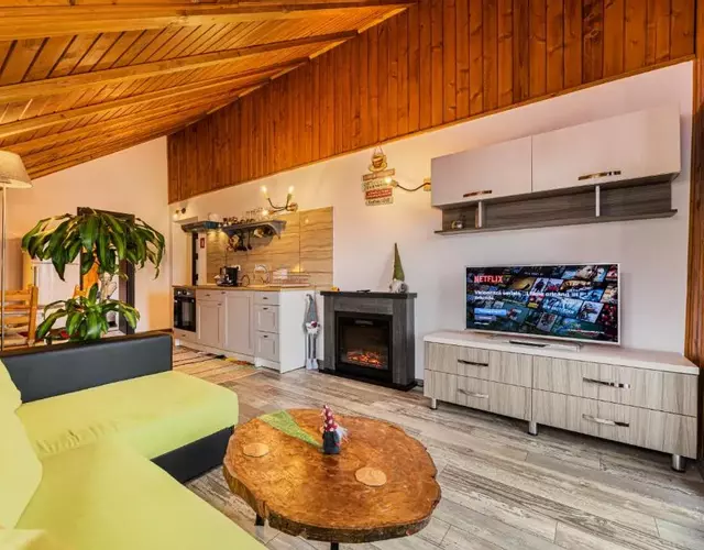 Snug Apartments - Private Parking near DownTown
