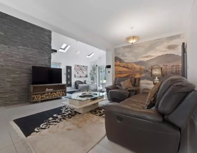 3 Bedroom Bungalow Sunningdale Lodge Ascot Races