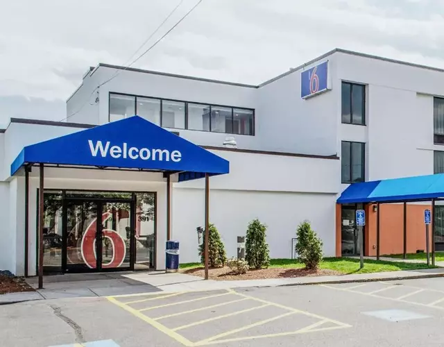 Motel 6-Brockton, MA