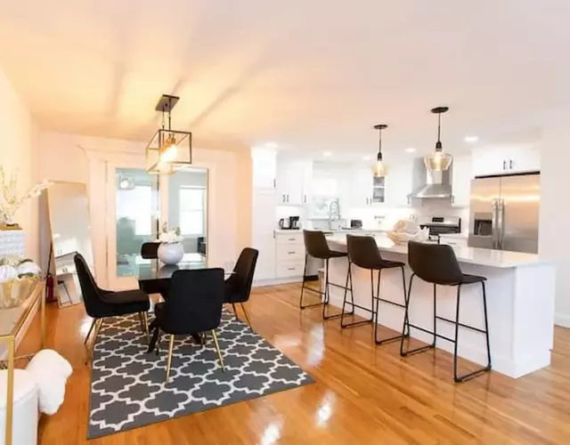 The Charles-South Shore