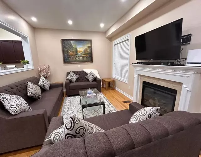 Avid vacation palace in Castlemore , Brampton