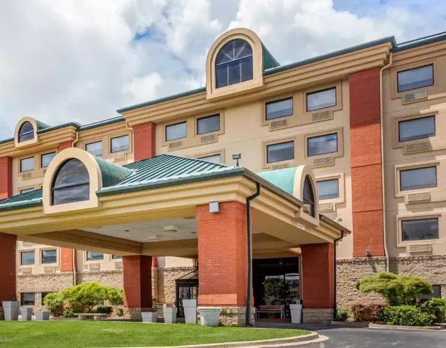 Holiday Inn Express Branson- Green Mountain Drive by IHG