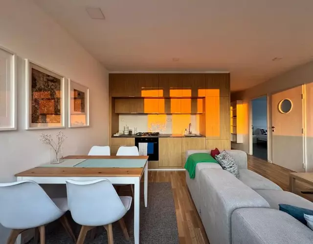 Old Town 3BR Apartment with Castle Views