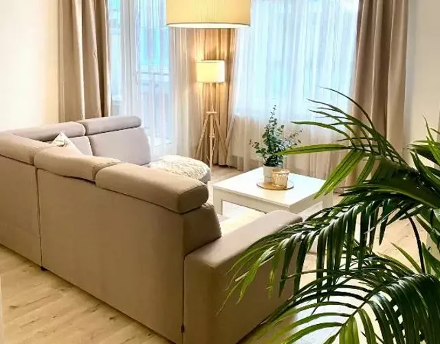 The Elite Suite downtown A/C & garage parking