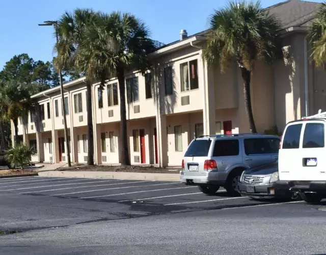 Guest Cottages & Suites, Brunswick GA