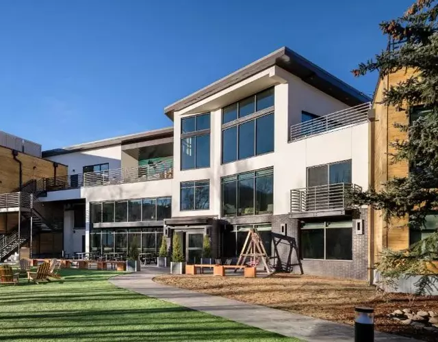 The Block Hotel & Commons