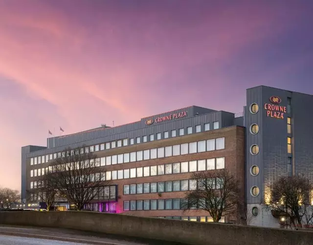 Crowne Plaza London Ealing by IHG