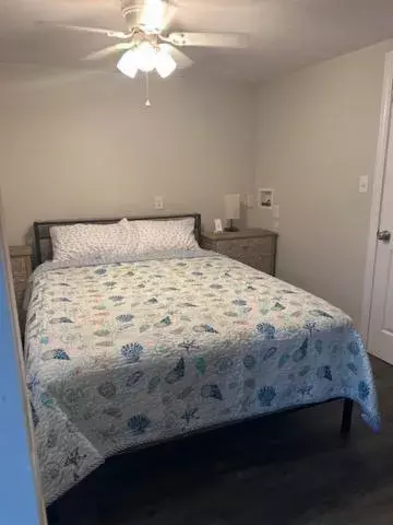 Pet Friendly Milford Beachfront Home