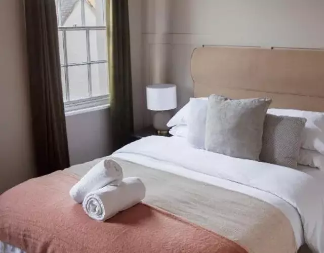 #3 - King Room at The Raven Aparthotel by PureStay