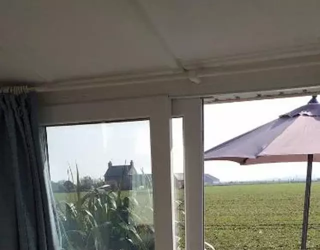 The Sun Trap @ Bridlington's Bed & Bowl Beach Breaks