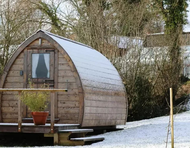 Knapp Farm Glamping Puki Pod