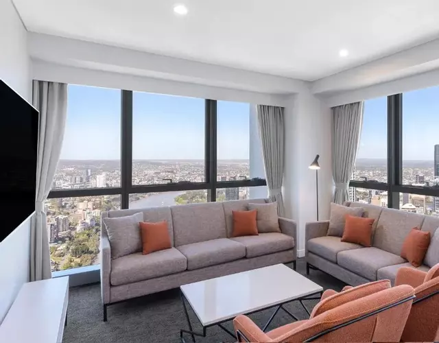 Meriton Suites Adelaide Street, Brisbane