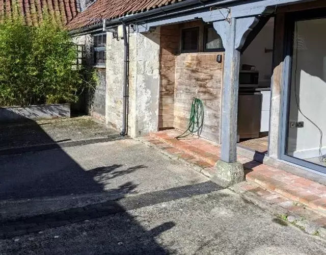 No1 The yard, Regilbury Court, Winford