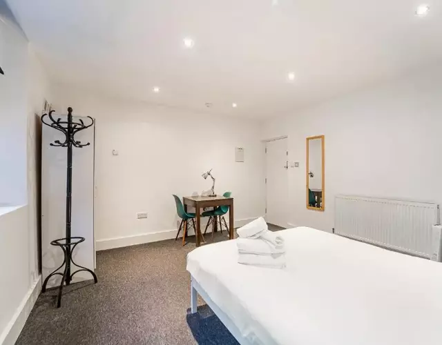 Georgian Shared House No'2 - By Clifton Short Lets