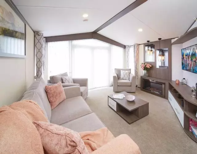 Modern Luxurious Holiday Home with ocean views