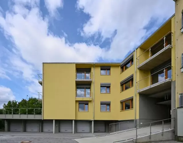 EFI Residence Holzova 28