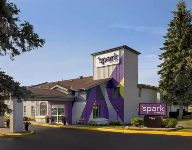 Spark by Hilton Brockville
